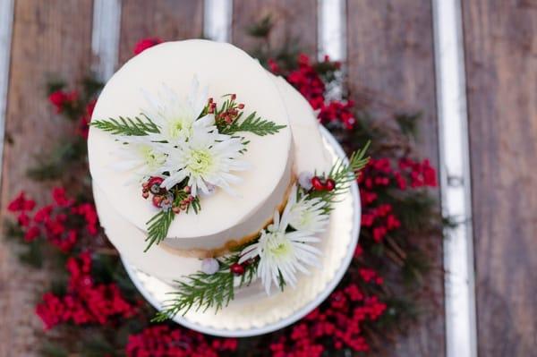 Wintery Wedding Cake