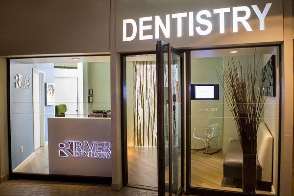 River Dentistry Entrance