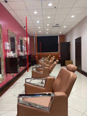 Salon area