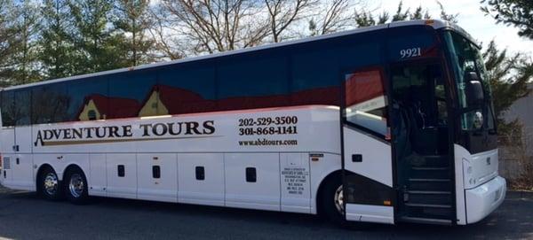 Super Clean Motor Coach.  Had WiFi and Electric Outlets at seats.
 Could hear guide clearly over microphone.