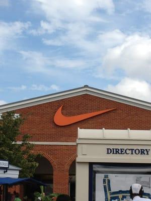 Leesburg Nike Factory Store