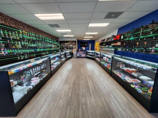 805 Smoke Shop and Tattoo Supplies

4768 Clairemont Mesa Blvd

San Diego, CA 92117