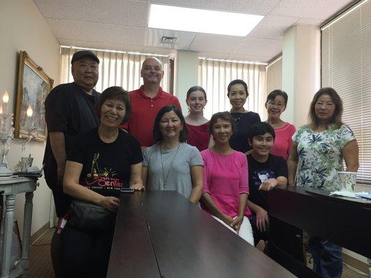 Our adult Japanese conversational class:) Meeting every Wednesday from 11:00 - 12:00