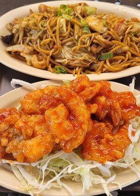 Chili Shrimp, Stir fried Noodles w squid, shrimp, beef, and mushrooms