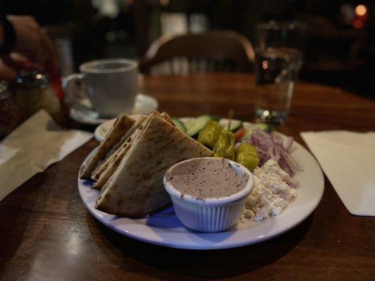 Hummus platter appetizer