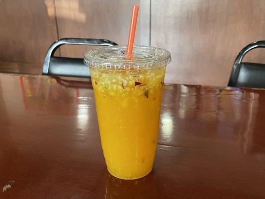 Agua de fruta ($1.99 USD)