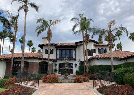 Main entrance to the Clubhouse