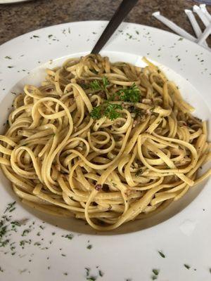 Garlic oil pasta