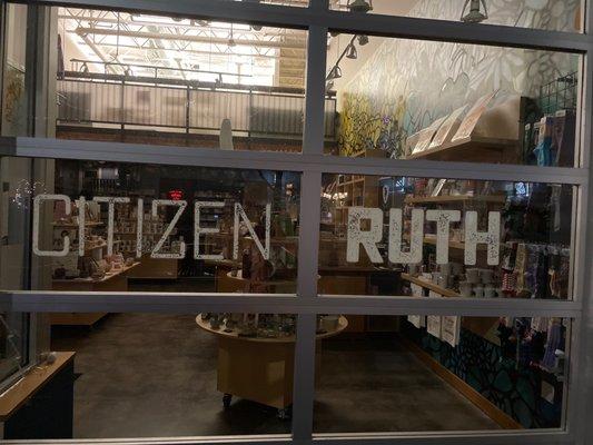 Citizen Ruth