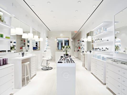 Hello Gorgeous. Gee Beauty is a modern makeup, brow and skincare studio.