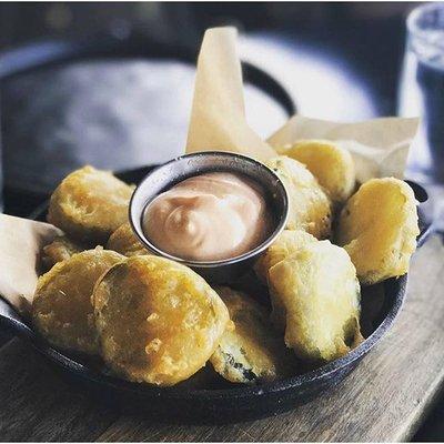 Fried Pickles - Sriracha Mayo