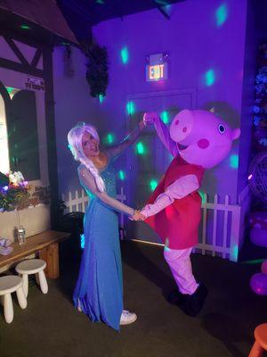 Elsa and Peppa join our awesome dance party!!!