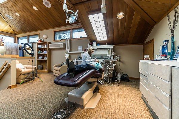 Dental treatment room