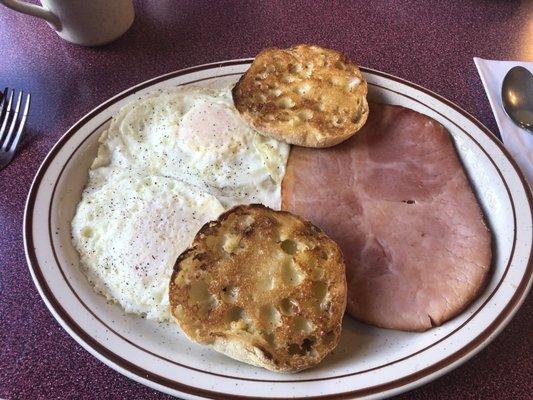 Sunny side up eggs and ham steak