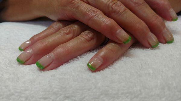 Healthy and fun St.Patricks day nails