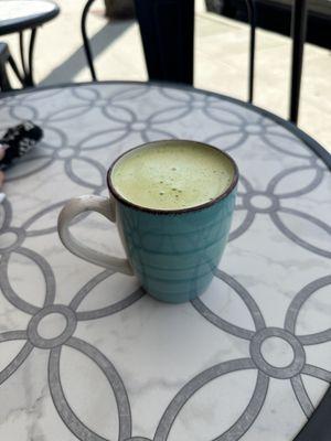 My matcha with almond milk it was so good!