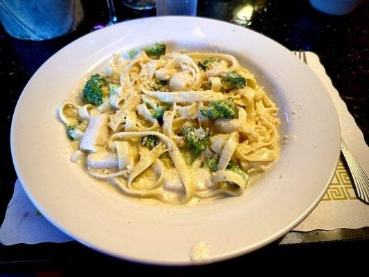 Sea Scallops Broccoli Alfredo