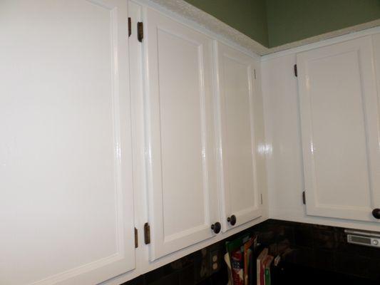 Kitchen Cabinet Doors and Frame after Painting