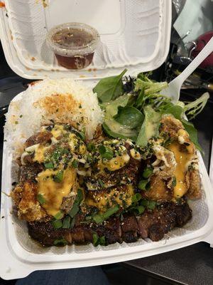 Combo A with Korean Chicken & NY Steak!! Killahs!!!