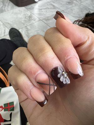 French acrylic flower design