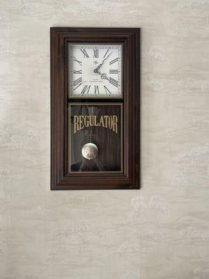 Regulator Clock