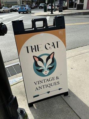 The Cat Vintage and Antiques in Downtown historic Crockett