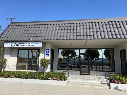 The front of La Vi Beauty & Wellness