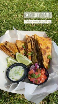 Louisiana caller (vegan quesadilla)