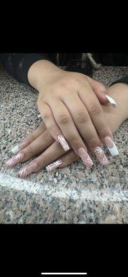 Luxury Nails & Spa Salon