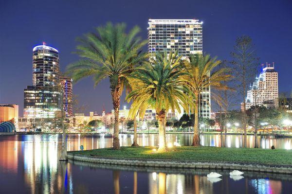 Lake Eola at night