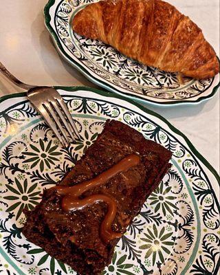 Croissant & Salted Caramel Brownie