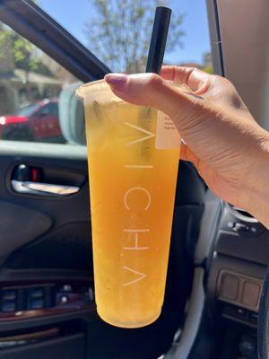 Kumquat lemon ice tea w/ Aloe Vera (3/5 stars)