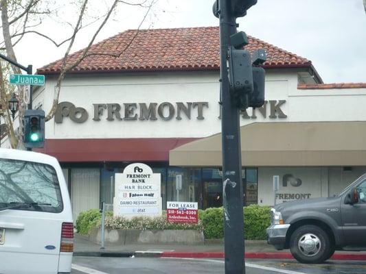 fremont bank san leandro