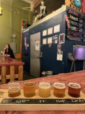 5 beer flight.