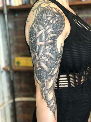 Fine line tattoo by the best tattoo shop in Greenpoint Brooklyn