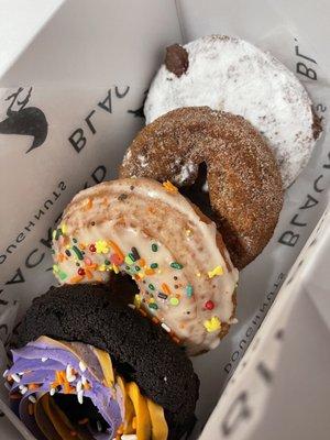 Blackbird Doughnuts - Beacon Hill - West End