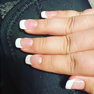 Nails French tip