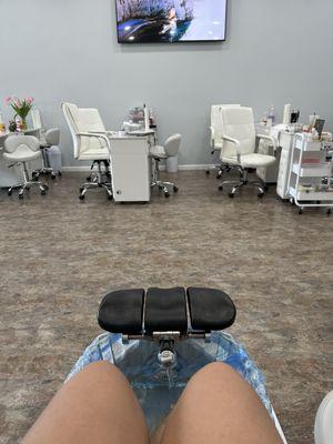 Such a nice clean salon!