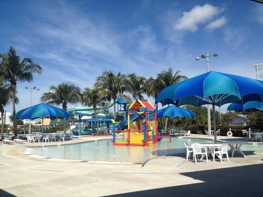 Swimming pool at Bay Oaks Rec Center