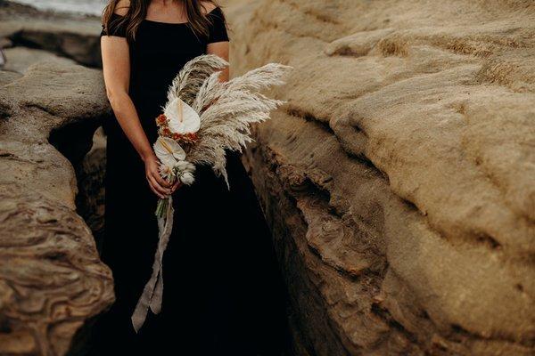 styled shoot at sunset cliffs, photo by The Little Bird Photography