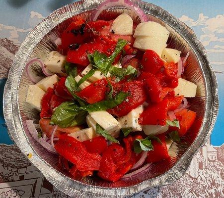 Salad, tomato, basil, red peppers and fresh mozzarella