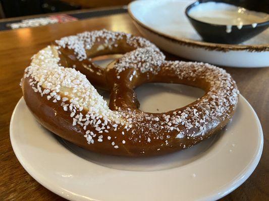 Hot Bavarian pretzels w/beer cheese. App came with 2