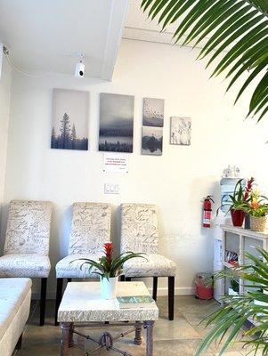 Waiting area - Lotus Beauty Salon in San Ramon, CA 94583