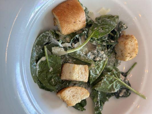 Spinach Caesar salad - crossings