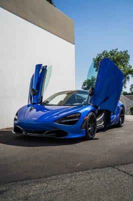 Mclaren windshield protection