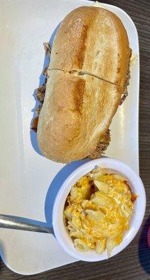 White BBQ Sandwich w/ Mac & Cheese