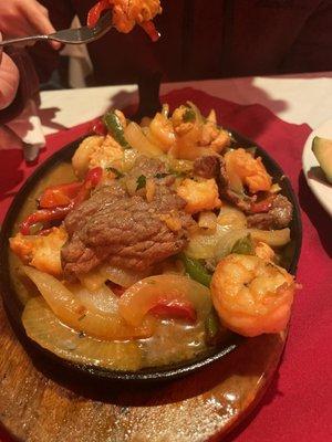 Steak chicken and shrimp fajita !