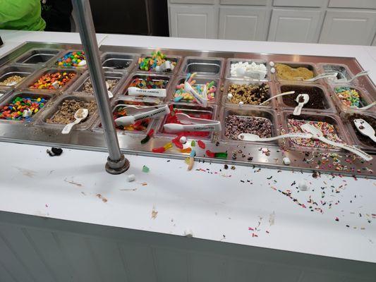 Toppings area