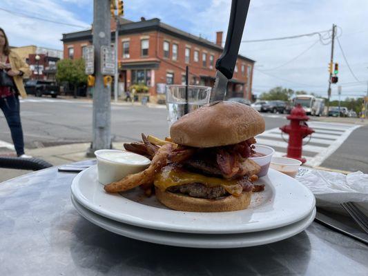 BBQ Burger was fantastic!