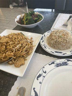 Chicken chow mein beef and broccoli and fried rice